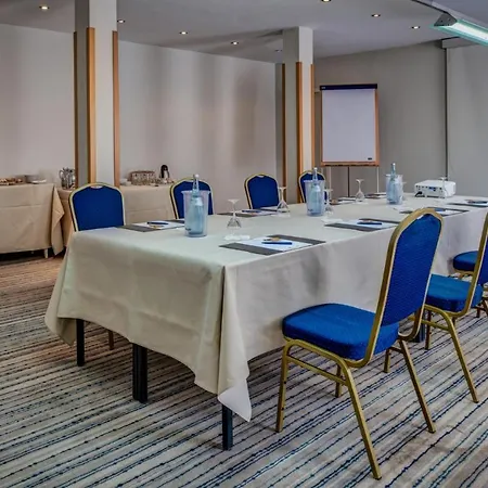 Schlosshotel Karlsruhe Hotel 4*