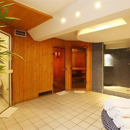 Hotel Schlosshotel Karlsruhe 4*